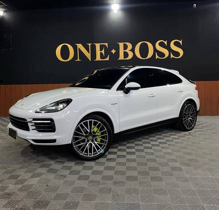 PORSCHE CAYENNE 3.0 V6 E-HYBRID COUPÉ PLATINUM EDITION AWD TIPTRONIC S